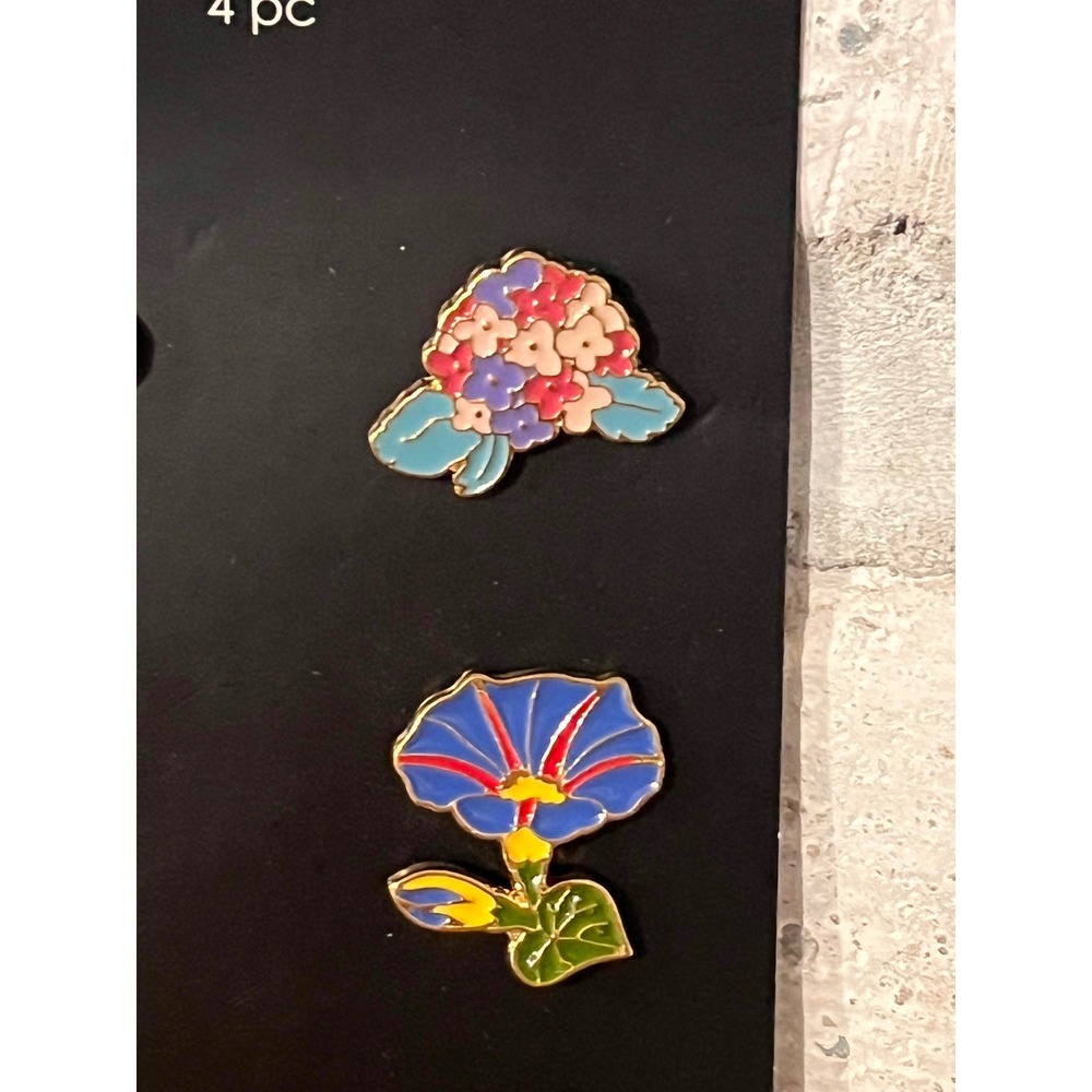 Set of‎ 4 Enamel Floral Pins NWT - Picture 3 of 5